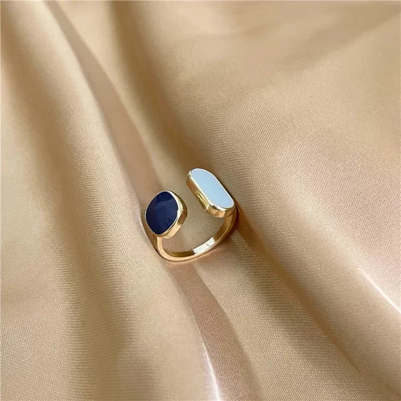 Shell Opal Stone Cuff Rings For Women Girl 2024 New Trend Fashion Personalized Vintage Jewelry Ladies Gifts Party anillos mujer