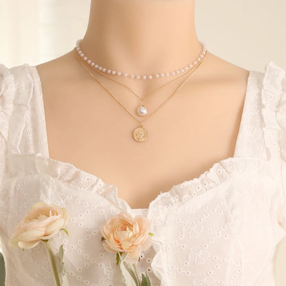 LATS 2022 New Beads Neck Chain Kpop Pearl Choker Necklace Gold Color Goth Chocker Jewelry on The Neck Pendant Collar for Women