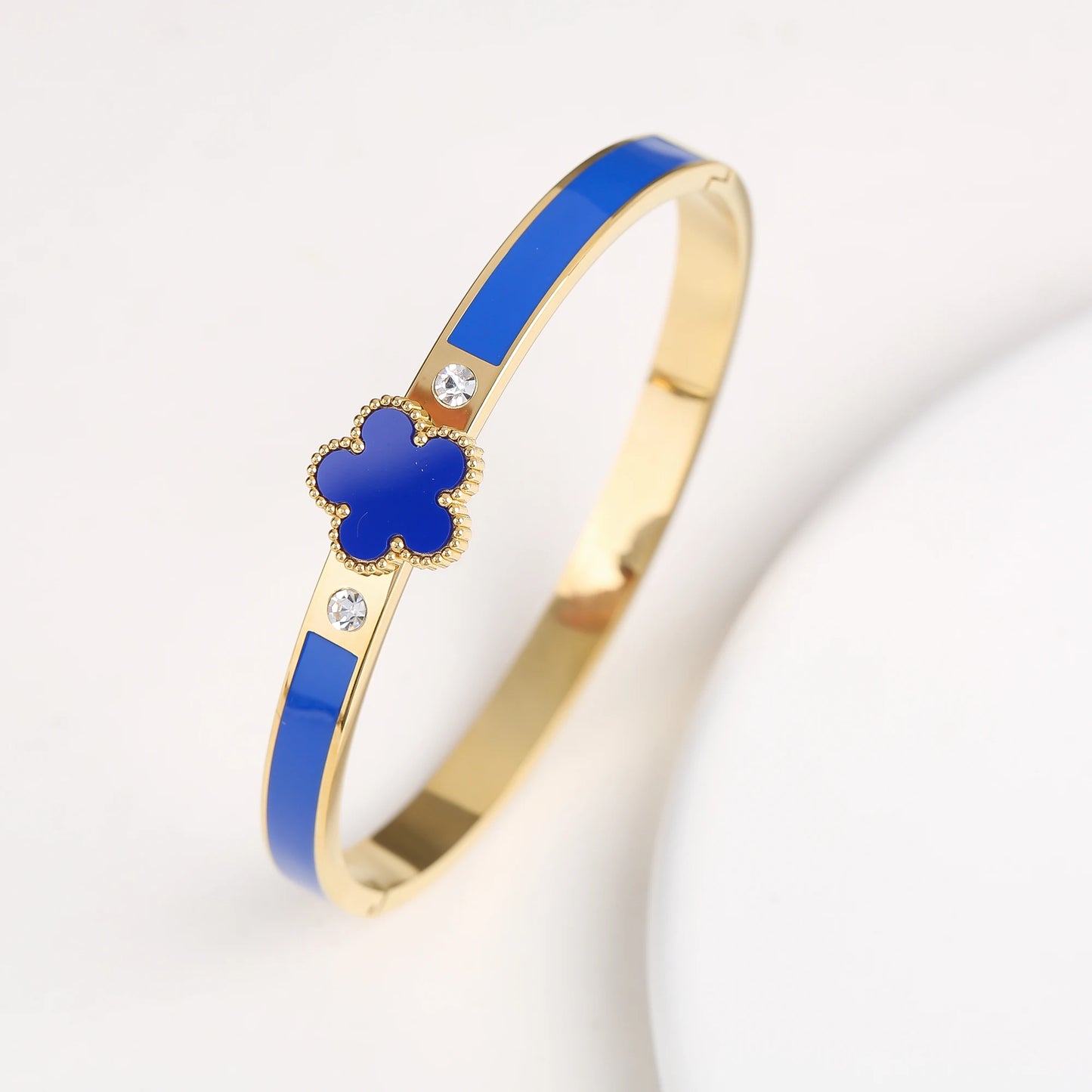 Fashionable New Design Stainless Steel Metal Gold Silver Five Leaf Flower Bracelet High Quality Women's Temperament Gift Clover