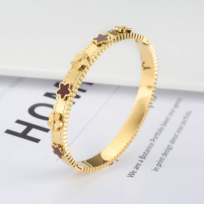 Fashionable New Design Stainless Steel Metal Gold Silver Five Leaf Flower Bracelet High Quality Women's Temperament Gift Clover