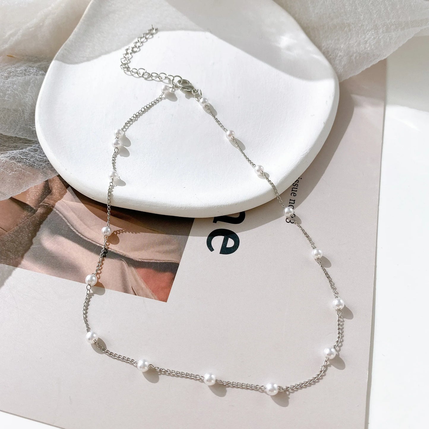LATS 2022 New Beads Neck Chain Kpop Pearl Choker Necklace Gold Color Goth Chocker Jewelry on The Neck Pendant Collar for Women