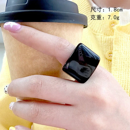 HANGZHI Irregular Wide Large Chunky Rings for Women Vintage Acrylic Resin Autumn Winter Geometric Stacking Wear Finger Jewelry