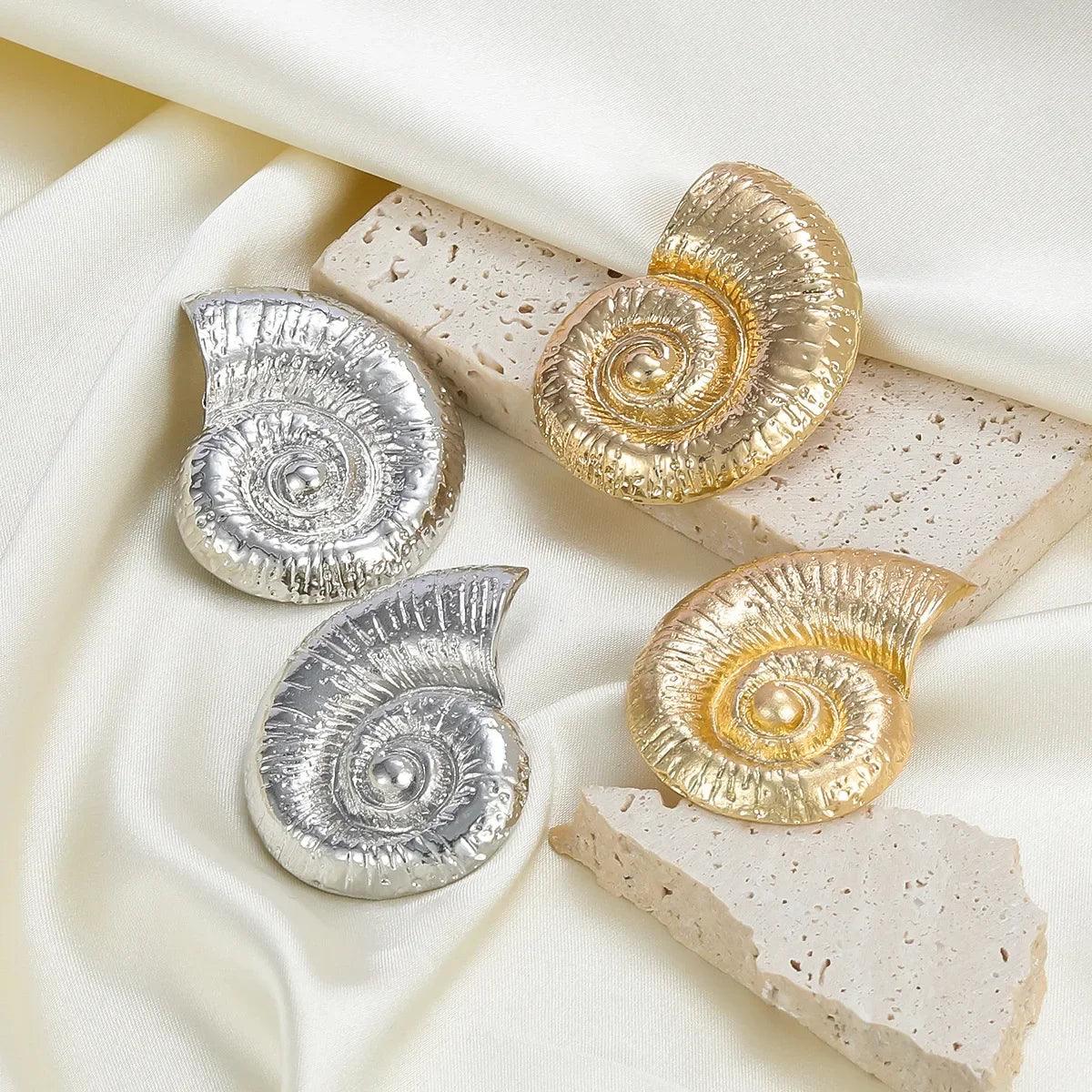 Snail Shell Shape Earrings Big Conch Stud Earrings for Women Bohemia Charm Summer Beach Choker Jewelry Holiday Accessories Gifts