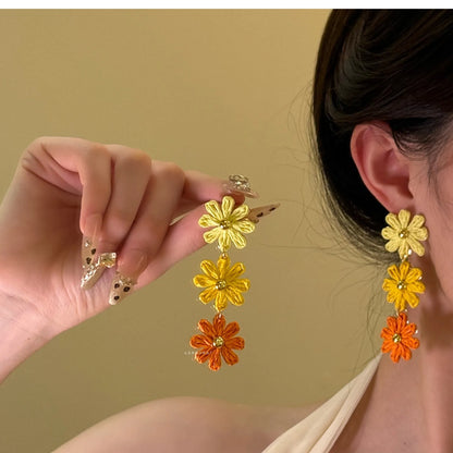 New Colorful Sun Flower Raffia Bead Earrings For Women Girl Handmade Bohemian Rattan Knit Earrings Summer Party Jewelry Gifts
