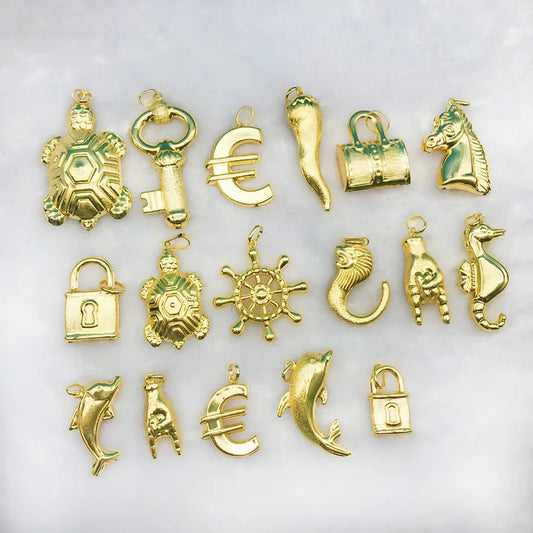 Pendant with Necklace For Women Men 24k Gold Plated Copper 33 Designs Wholesale Fashion Jewelry For Daily Wear Anniversary