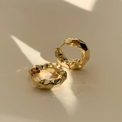 LATS New Design Trendy Retro Geometric Hoop Earrings for Women Irregular Light Luxury Simple Circle Earings Fashion Jewelry Gift