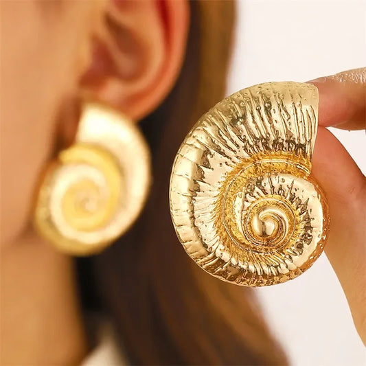 Snail Shell Shape Earrings Big Conch Stud Earrings for Women Bohemia Charm Summer Beach Choker Jewelry Holiday Accessories Gifts