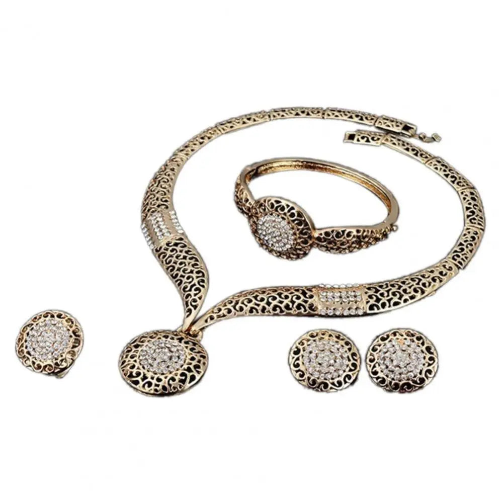 Retro Jewelry Sets Shiny Hollow Design Necklaces Bracelets Ring Sets Golden High Quality Women Necklace Set Wedding Engagement