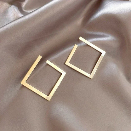 Retro Minimalist Square Earrings Irregular Stud Earrings New Exaggerated Cold Wind Fashion Earring for Women Opening Accessories