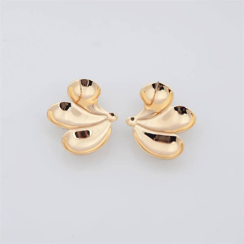 New Fashion Half Butterfly Women's Dangle Earrings Gold Color Animal Wings Unusual Earrings for Female Fashion Ear Jewelry