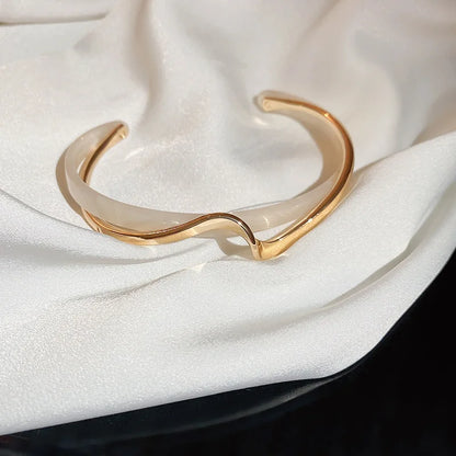 White Acrylic Bracelets Board Bend Metal Bangles Womens Hand Bracelets Geometric C- shaped Opening Bracelets Jewelry Gifts