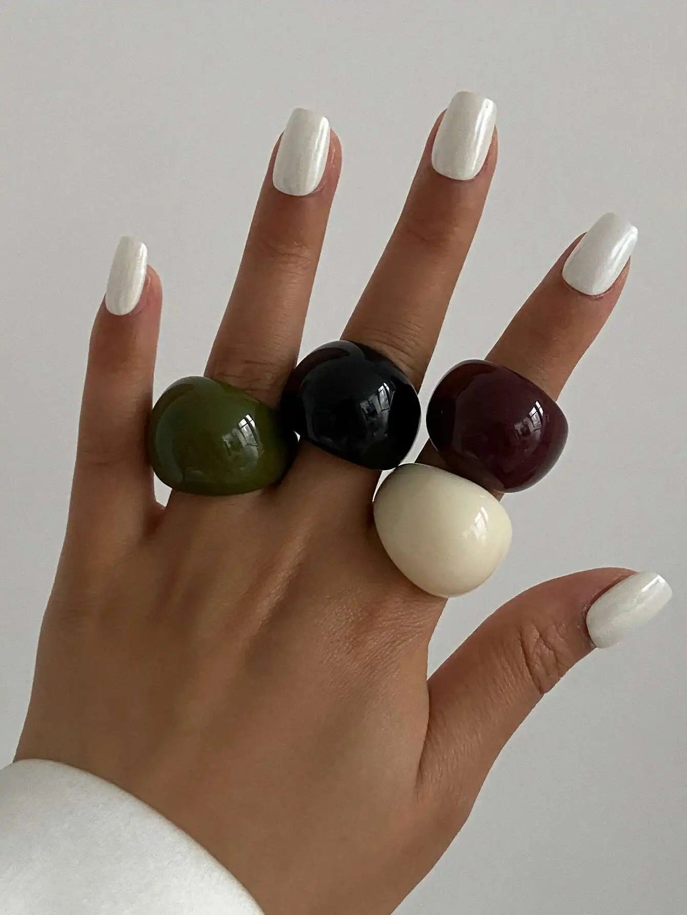 Ingemark Vintage Irregular Smooth Resin Plastic Rings for Women New Trend Boho Geometric Finger Rings Aesthetic Party Jewelry