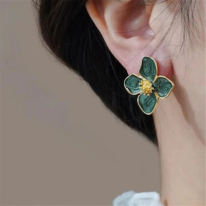Stainless Steel Hibiscus Flower Stud Earrings for Women Girls Vintage Romantic Earrings Trendy Elegant Party Jewelry Gifts