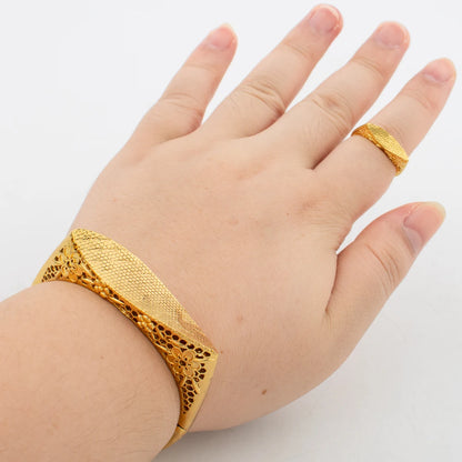 Charm Bracelets with Rings Dubai Wedding Bride Jewelry 18K Gold Plated Fashion Bangles for Women Open Ring Party Weddings Gifts