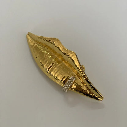 Unique Lips-Shaped Ring with Fun and Retro Style for Women Girl