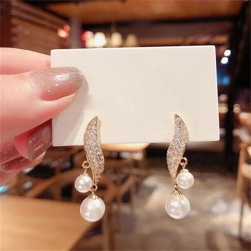 Elegant Lady's Pearl Pendant Earrings Korean Fashion Jewelry Party Student Girl's Simple Accessories Wedding Earrings For Woman