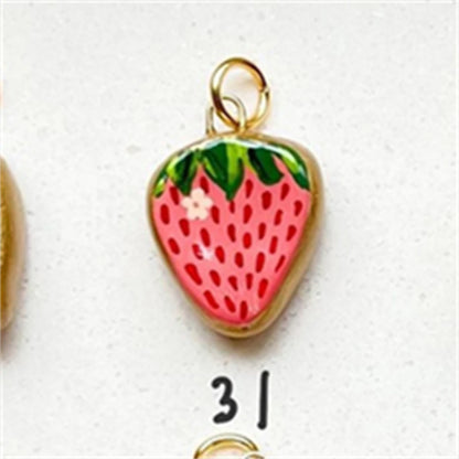 Colorful dopamine pendant with oil droplets, strawberry, crab, heart, shell pattern, color preservation