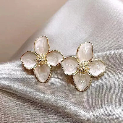 Stainless Steel Hibiscus Flower Stud Earrings for Women Girls Vintage Romantic Earrings Trendy Elegant Party Jewelry Gifts