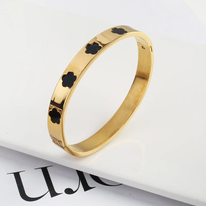 Fashionable New Design Stainless Steel Metal Gold Silver Five Leaf Flower Bracelet High Quality Women's Temperament Gift Clover