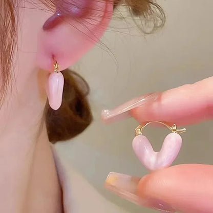 LATS 2024 New Arrival Love Heart Hoop Earrings for Women Small and Delicate Fashion Accessories Elegant Trend Jewelry Party Gift