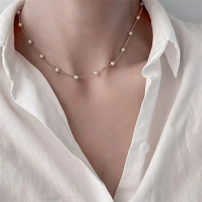 A women's beaded pearl lace gold gothic pendant collar necklace - girl's jewelry accessory