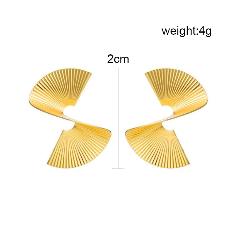 Retro Exaggerate Metal Statement Earrings for Women European Fashion Round Star Square Leaf Twist Geometry Long Earrings Jewelry