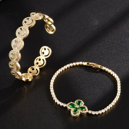 Exquisite Luxury Smiling Bracelet Suits For Fashionable Jewelry For Daily Travel, Activities, And Banquets