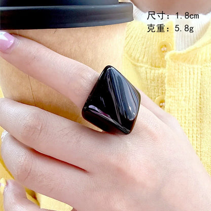 HANGZHI Irregular Wide Large Chunky Rings for Women Vintage Acrylic Resin Autumn Winter Geometric Stacking Wear Finger Jewelry