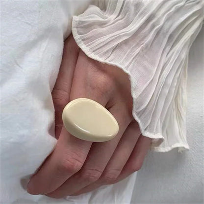 HANGZHI Irregular Wide Large Chunky Rings for Women Vintage Acrylic Resin Autumn Winter Geometric Stacking Wear Finger Jewelry