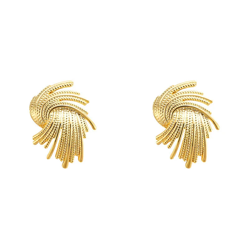 Gold Color Metal Weaving Wing Stud Earrings for Female Fashion Sweet Geometry Wedding Jewelry Romantic Valentine's Day Gift