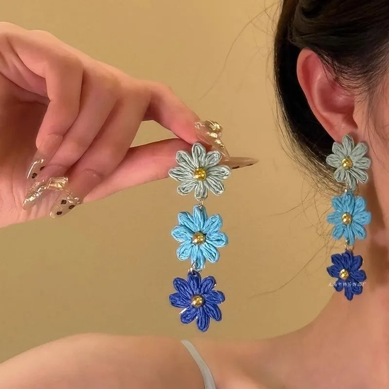 New Colorful Sun Flower Raffia Bead Earrings For Women Girl Handmade Bohemian Rattan Knit Earrings Summer Party Jewelry Gifts