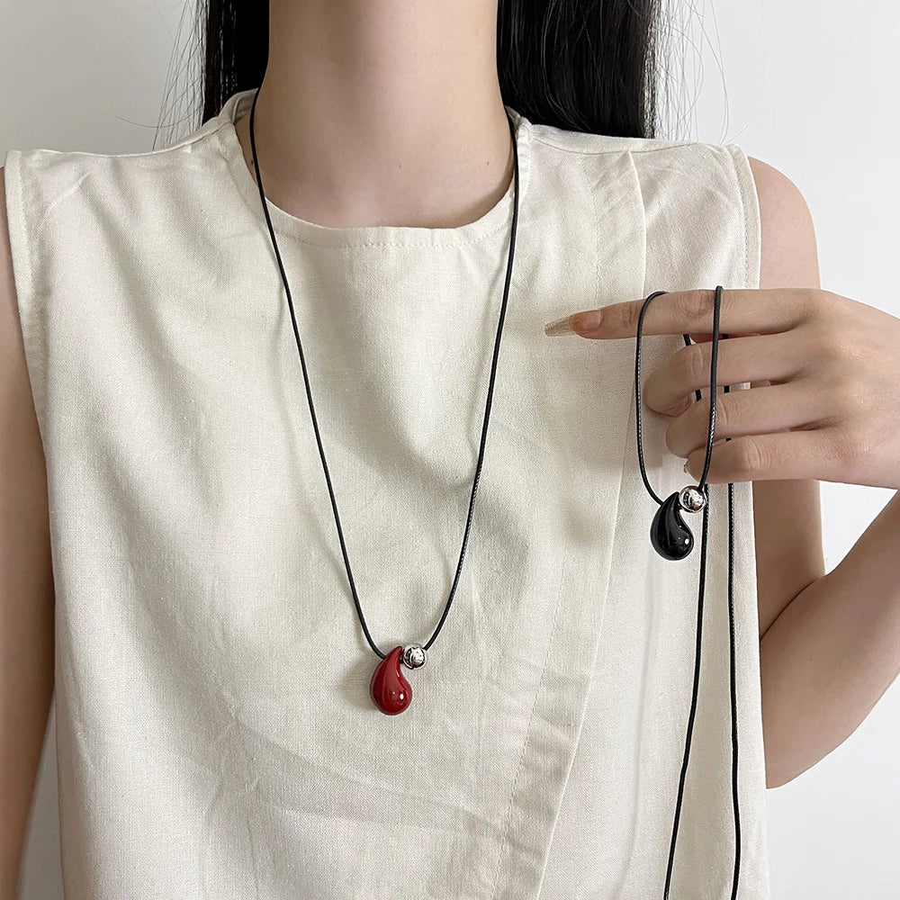 LATS Korean Simple Red Drop Pendant Necklace for Women Fashion Exquisite Style Sweater Chain Fashion Jewelry Accessories