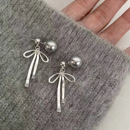LATS Gray Pearls Bowknot Pendant Necklace for Women Girls Graceful Butterfly Choker Chain Jewelry Gift Accessories