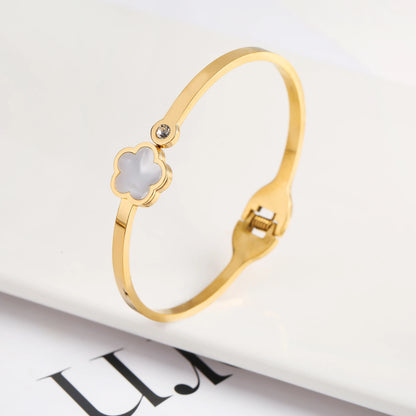 Fashionable New Design Stainless Steel Metal Gold Silver Five Leaf Flower Bracelet High Quality Women's Temperament Gift Clover