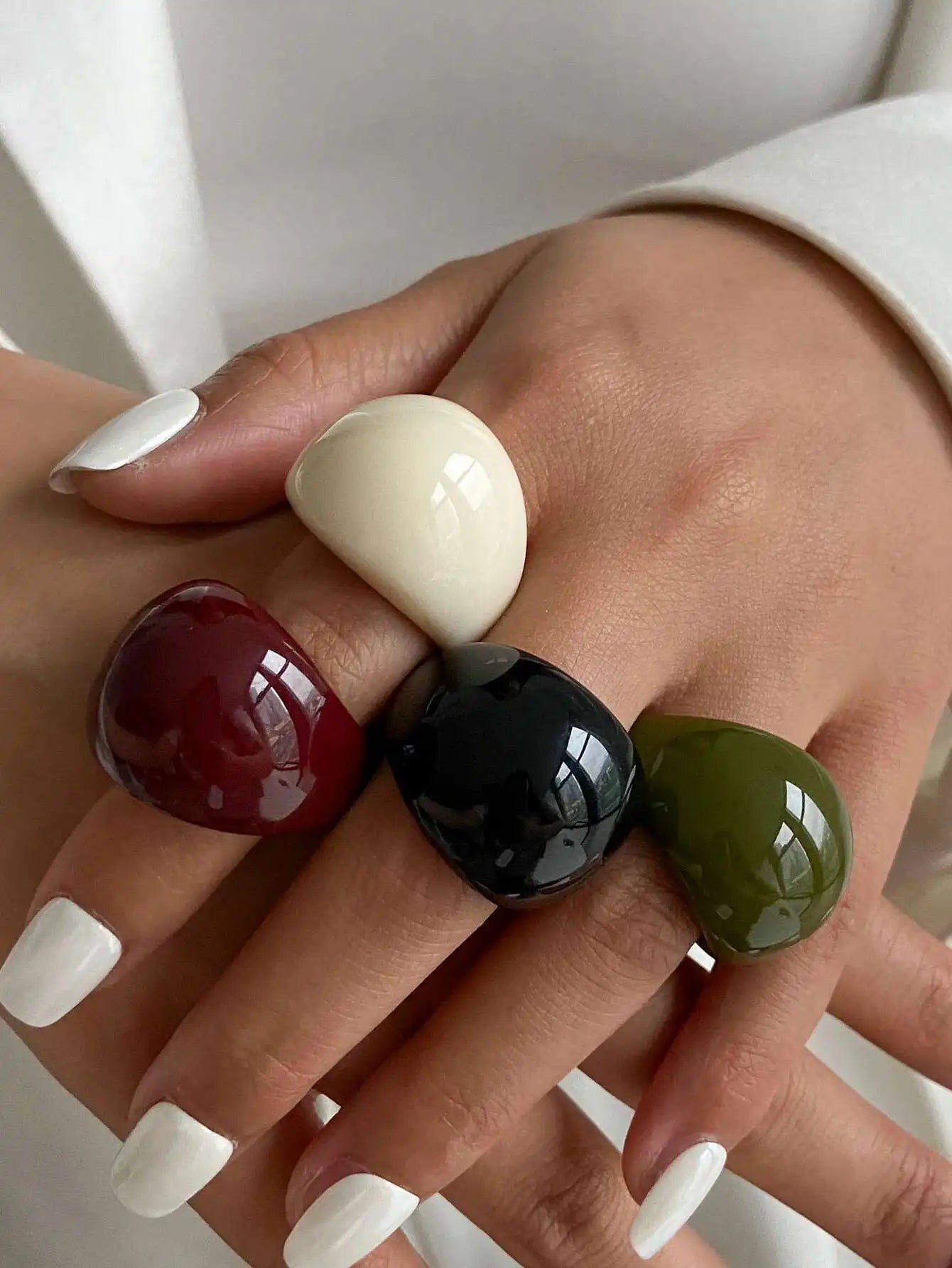 Ingemark Vintage Irregular Smooth Resin Plastic Rings for Women New Trend Boho Geometric Finger Rings Aesthetic Party Jewelry