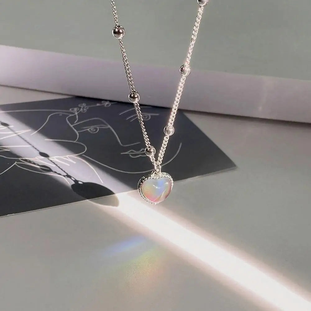 Thermochromic Mood Heart Pendant Necklace Korean Temperature Color Change Necklace Sensitive Stone Clavicle Chain Lover Jewelry