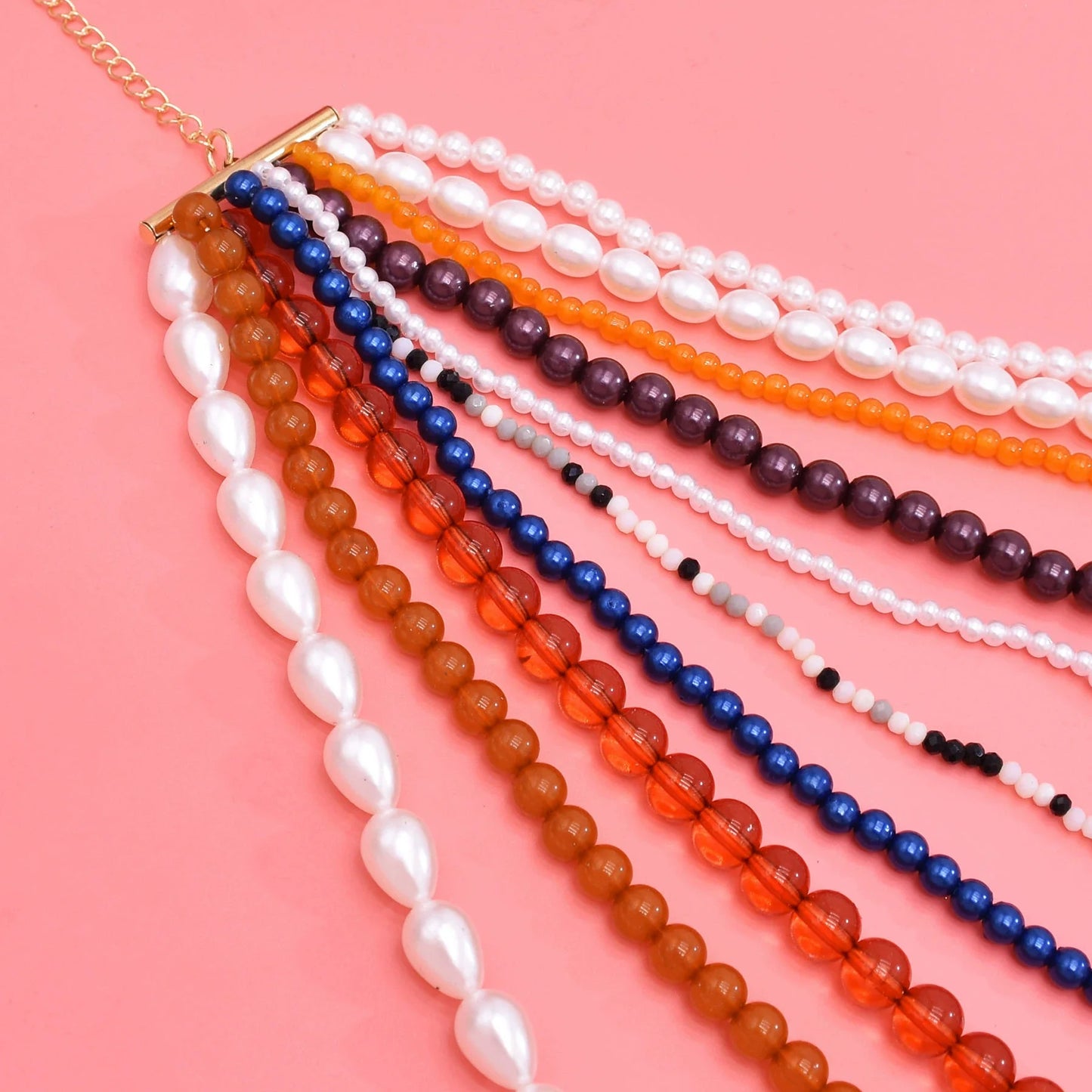 Multi level design, women's necklace, pearl layering, high-end feel, suitable for women, full of sexiness