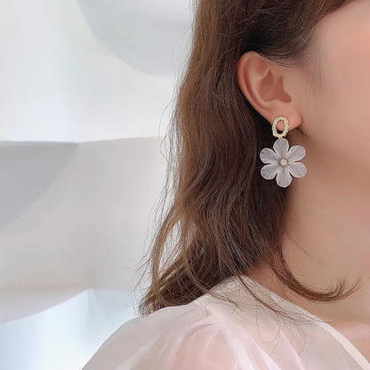 White Flower Dangle Earrings for Women Acrylic Big Floral Metal Circle Drop Earrings Korean Fashion Cute Girl Party Jewelry Gift