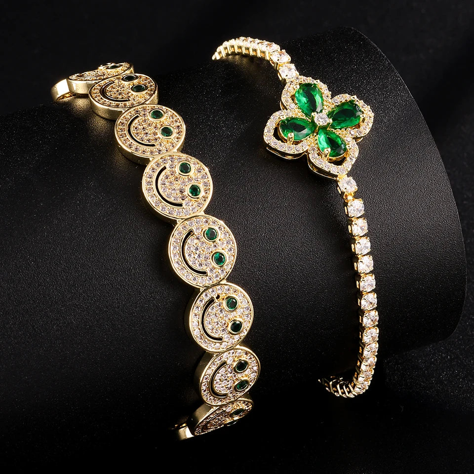 Exquisite Luxury Smiling Bracelet Suits For Fashionable Jewelry For Daily Travel, Activities, And Banquets
