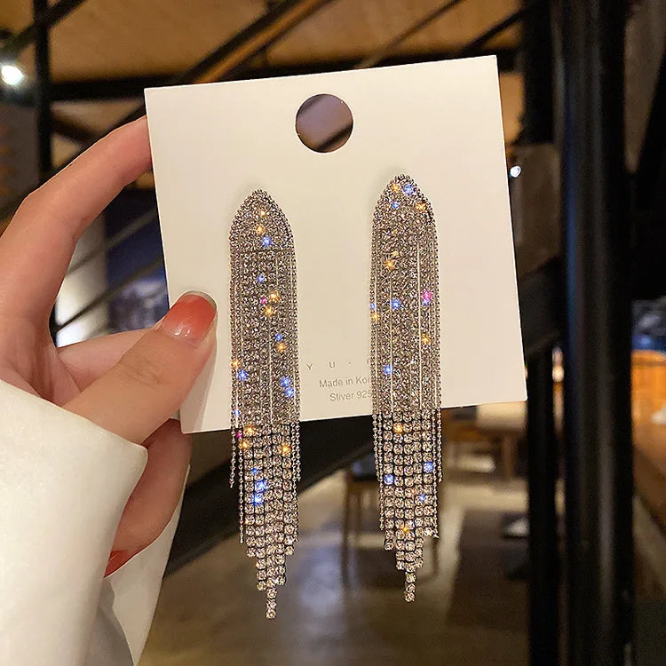 2023 New Fashion Trend Unique Design Elegant Delicate Zircon Water Drop Earrings Women Jewelry Party Premium Gift Wholesale