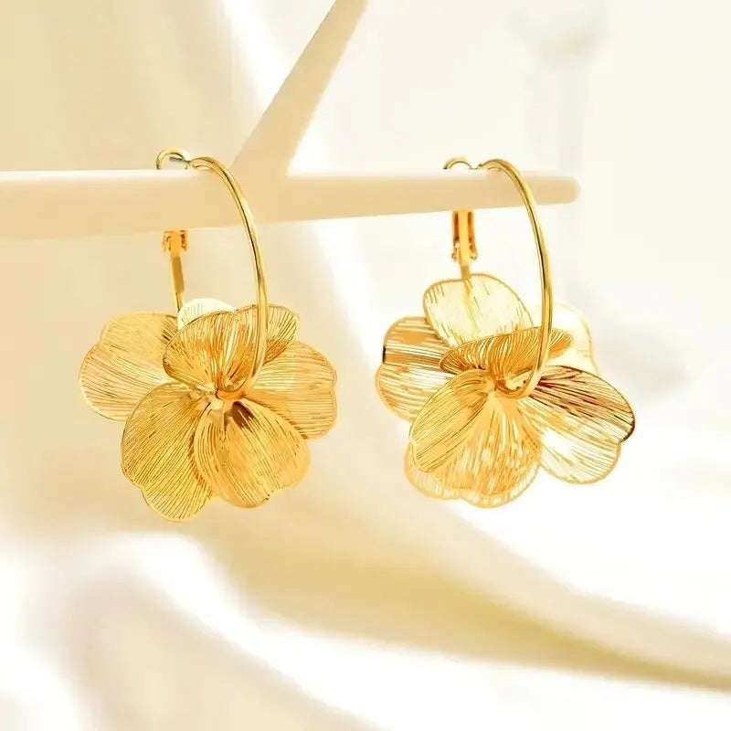 LATS Exaggerate Gold Color Big Flower Hoop Earrings for Women Personality Fashion Ear Hook Metal Charm Jewelry Accessories Gifts