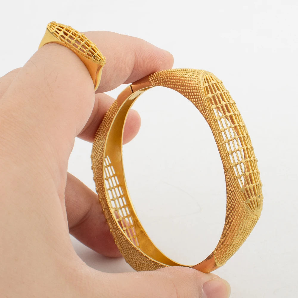 Charm Bracelets with Rings Dubai Wedding Bride Jewelry 18K Gold Plated Fashion Bangles for Women Open Ring Party Weddings Gifts